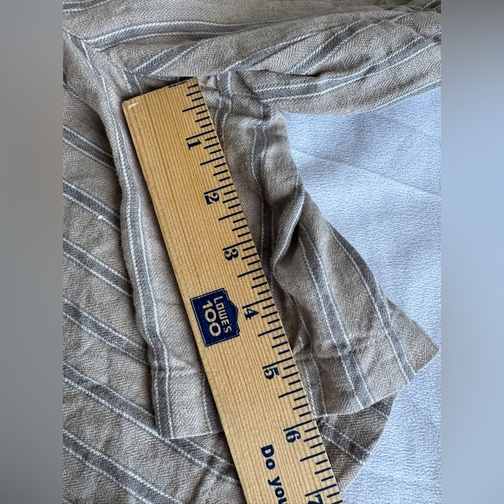 Peruvian Connection 100% Linen Brown Tan Women Shorts 14 Pockets Lightweight - Picture 8 of 10